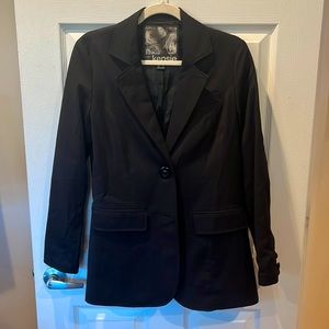 Black blazer - Women’s